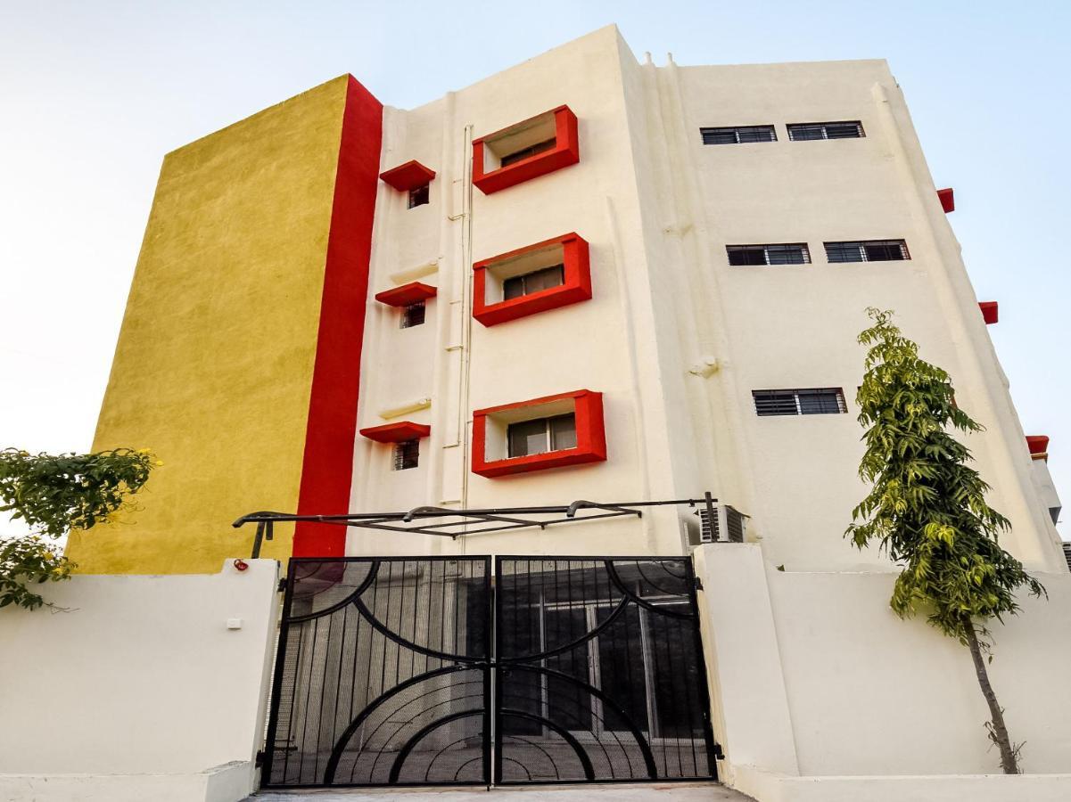 Spot On 73931 Hotel Rolls Hub Kota (Rajasthan) Exterior foto